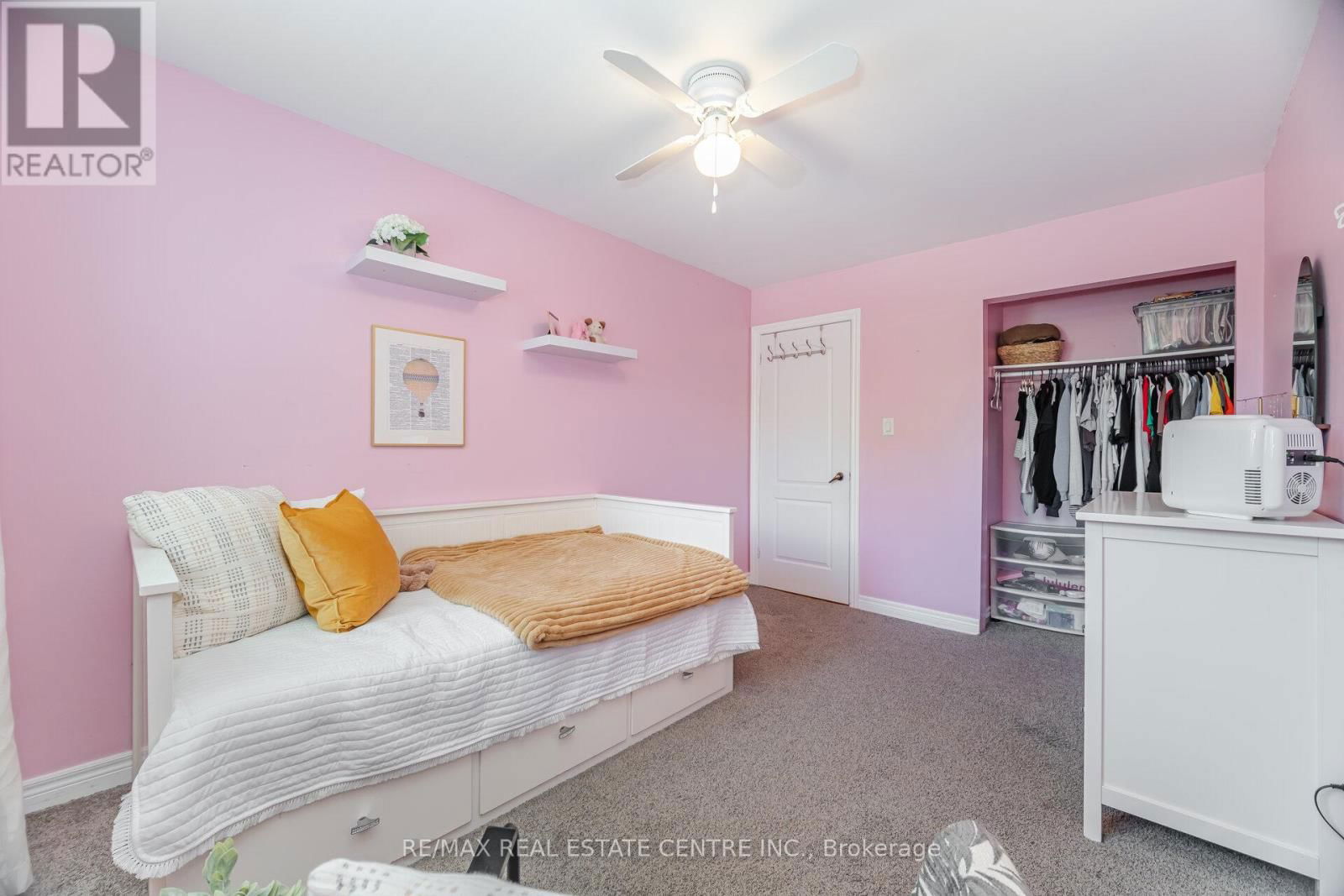 583 MOORELANDS CRESCENT Image 26
