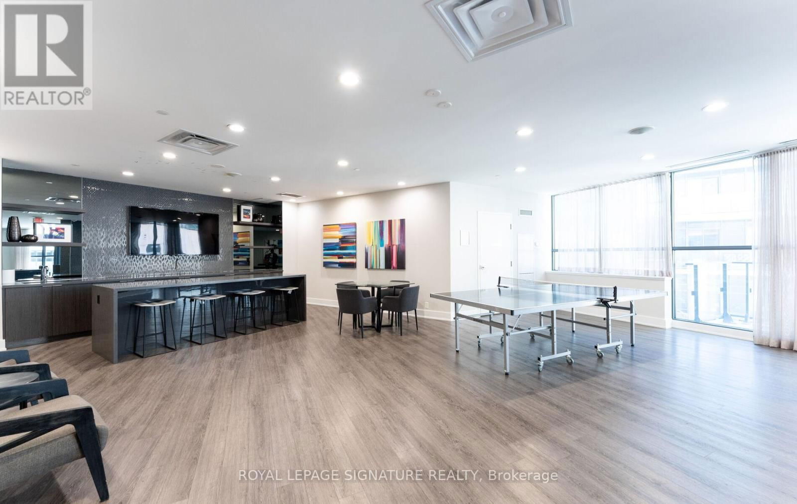 1610 - 10 PARK LAWN ROAD Image 29