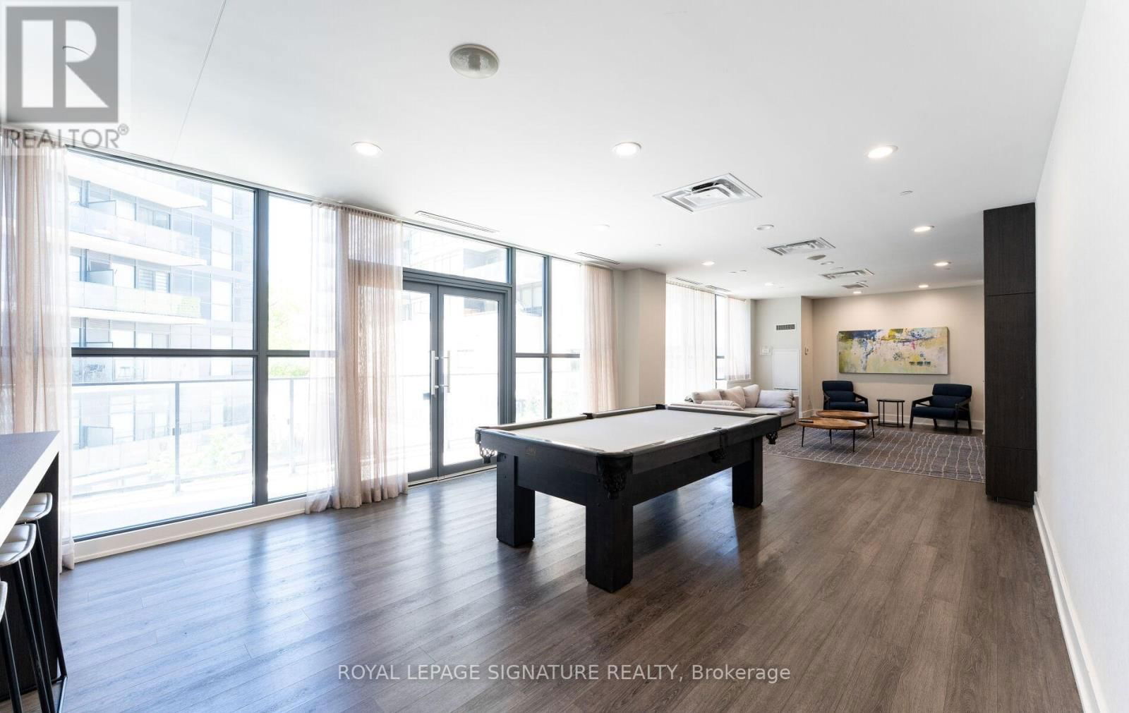 1610 - 10 PARK LAWN ROAD Image 30