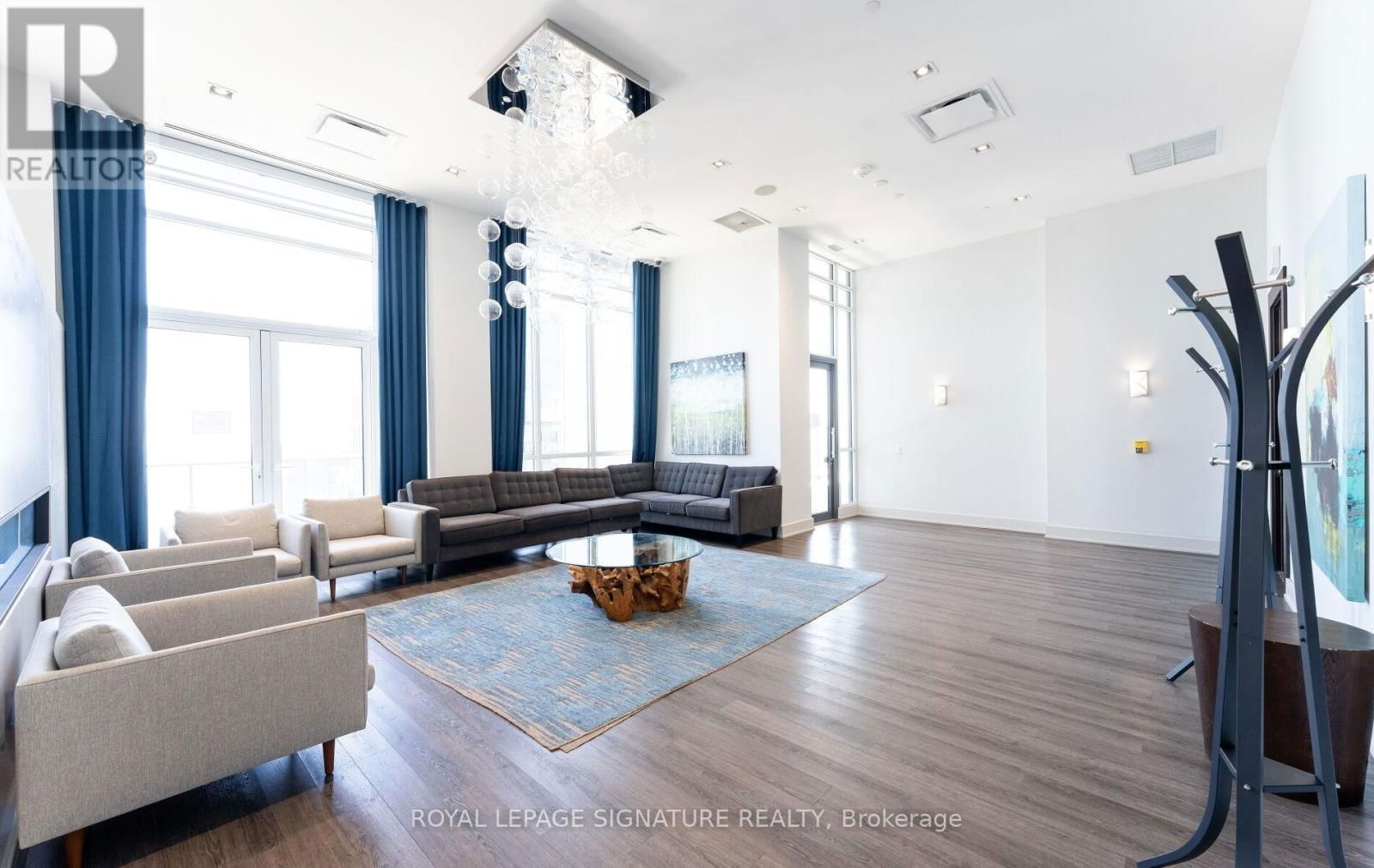 1610 - 10 PARK LAWN ROAD Image 34