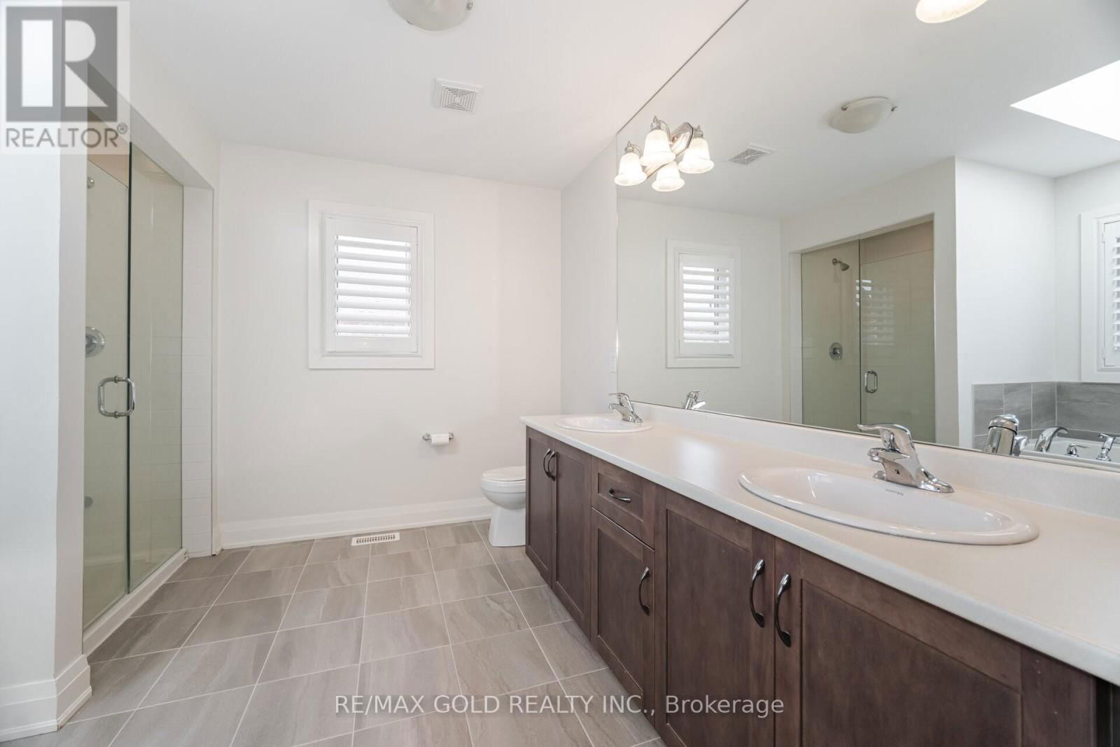 209 CASTLE OAKS CROSSING Image 18