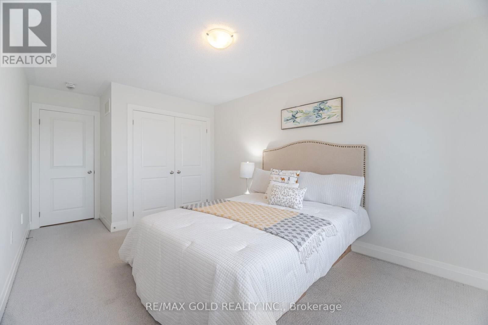 209 CASTLE OAKS CROSSING Image 21