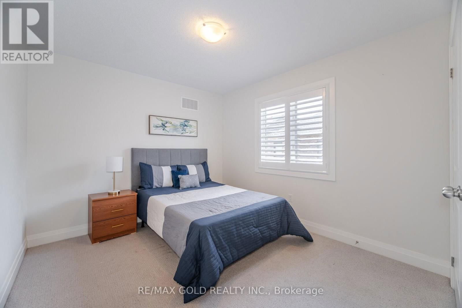 209 CASTLE OAKS CROSSING Image 22