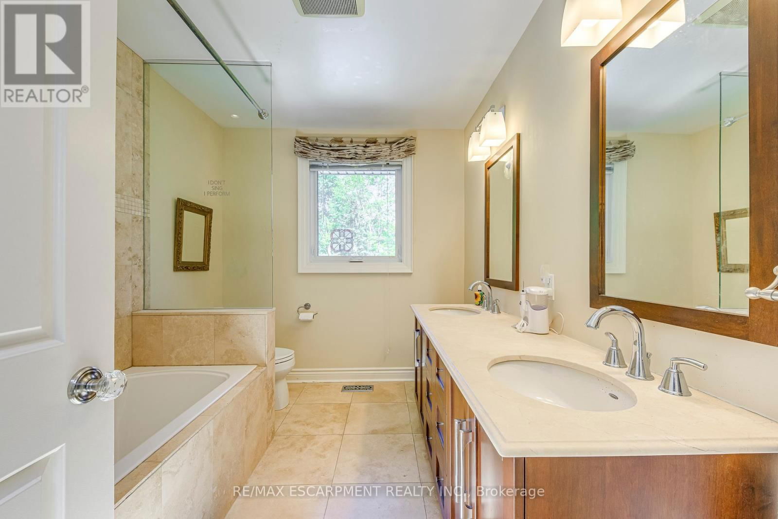 1251 LAKESHORE ROAD EAST Image 30