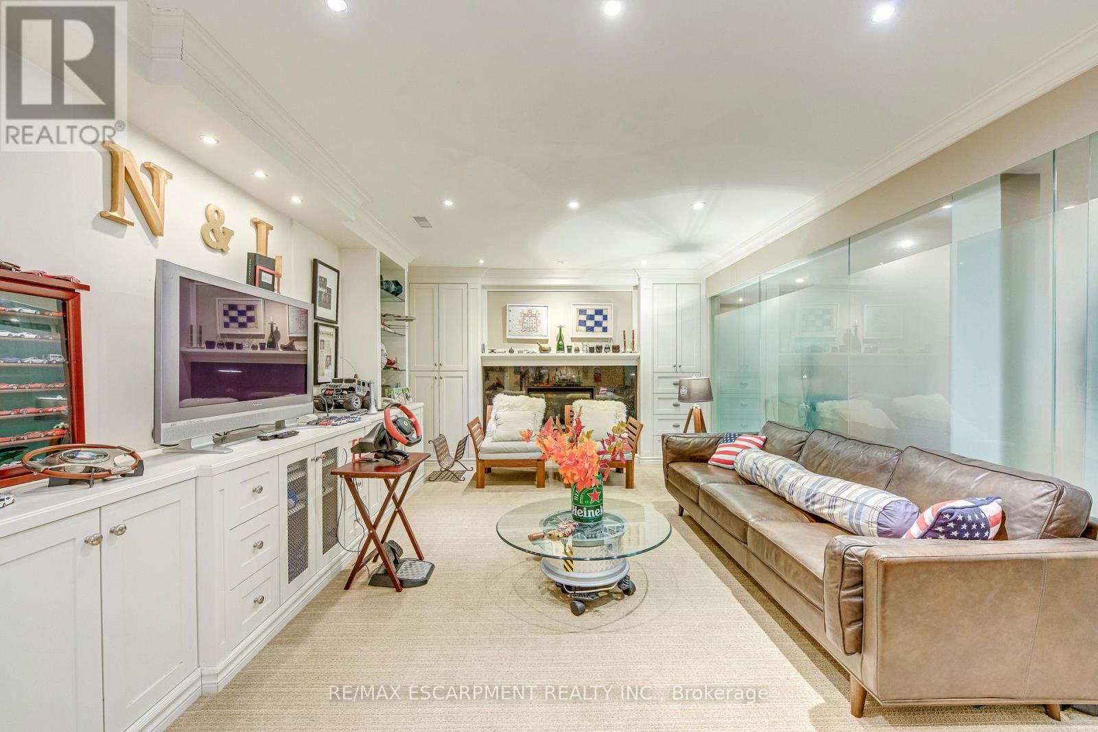 1251 LAKESHORE ROAD EAST Image 32