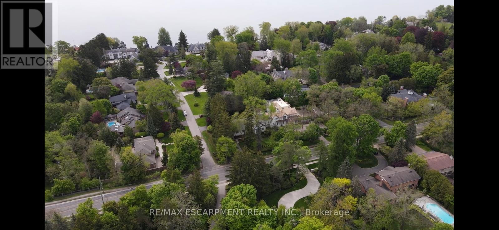 1251 LAKESHORE ROAD EAST Image 49