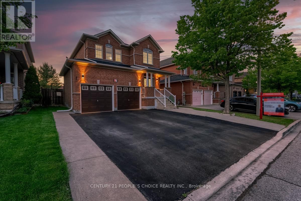 67 GALLUCCI CRESCENT Image 1