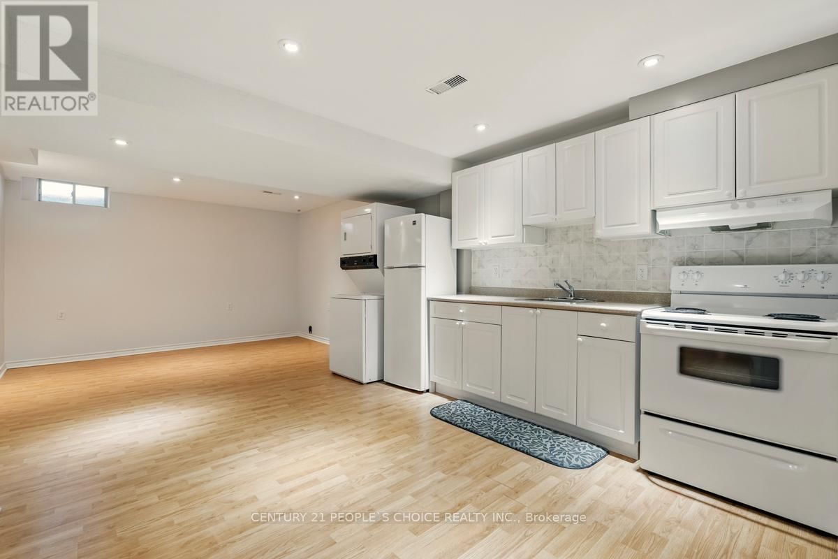 67 GALLUCCI CRESCENT Image 24