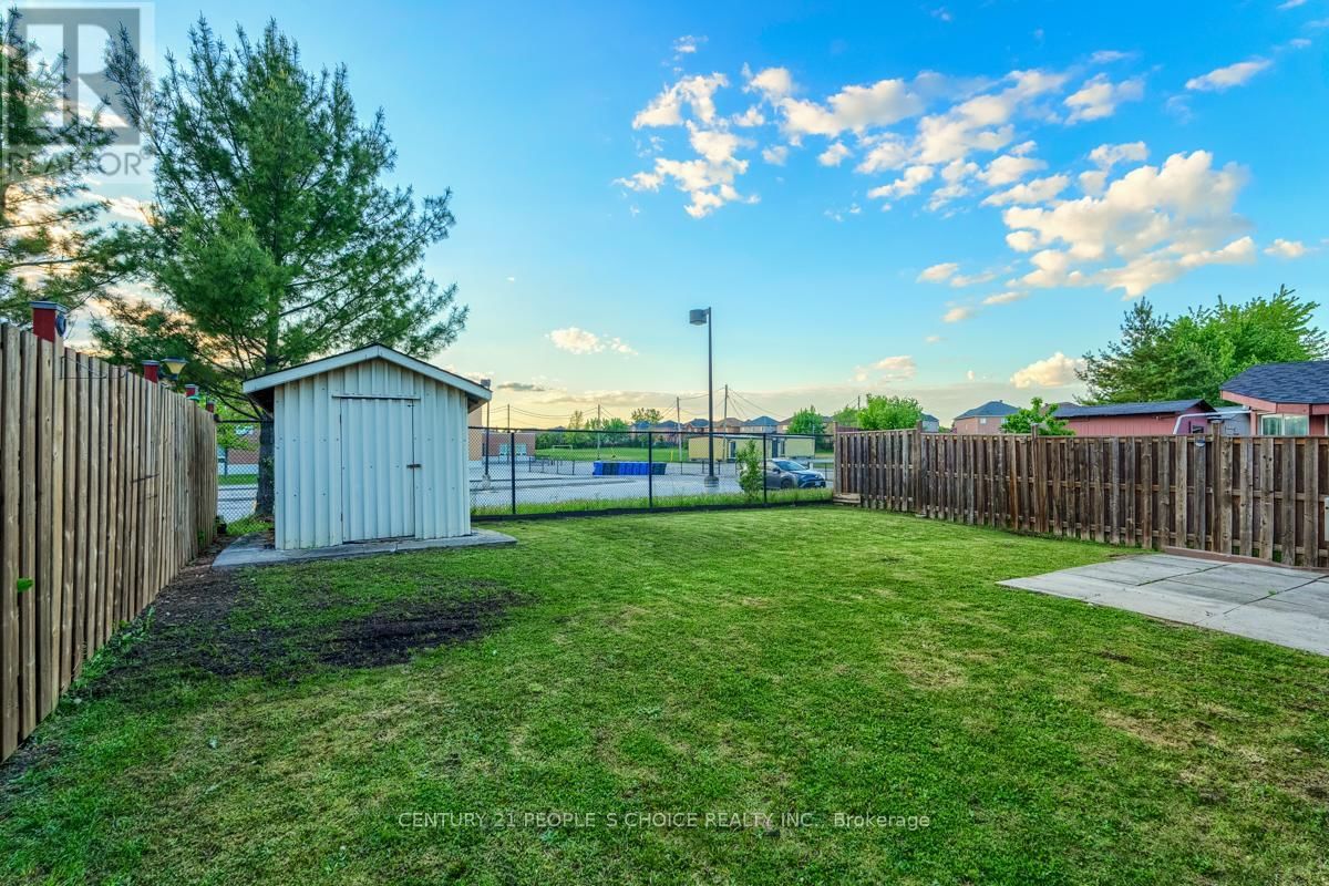 67 GALLUCCI CRESCENT Image 30