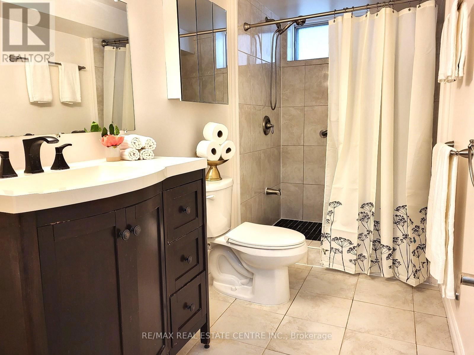 22 HOLLISTER ROAD Image 9