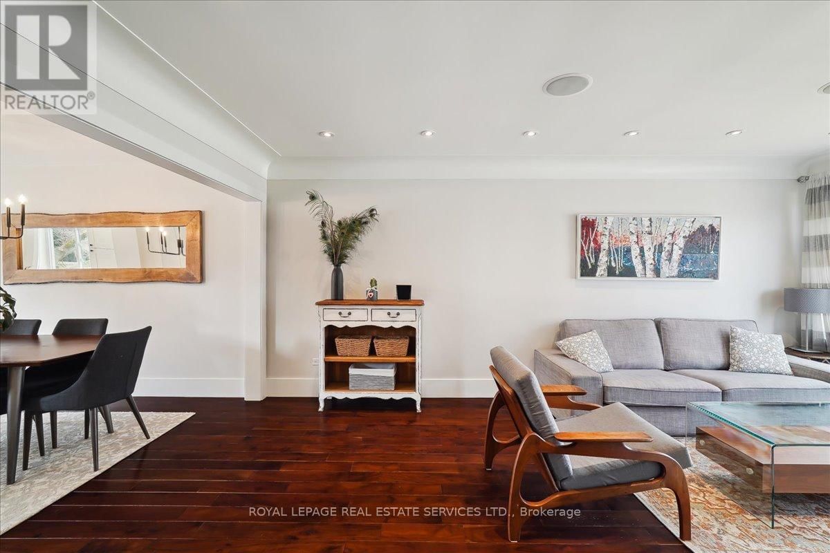 856 TEAL DRIVE Image 11