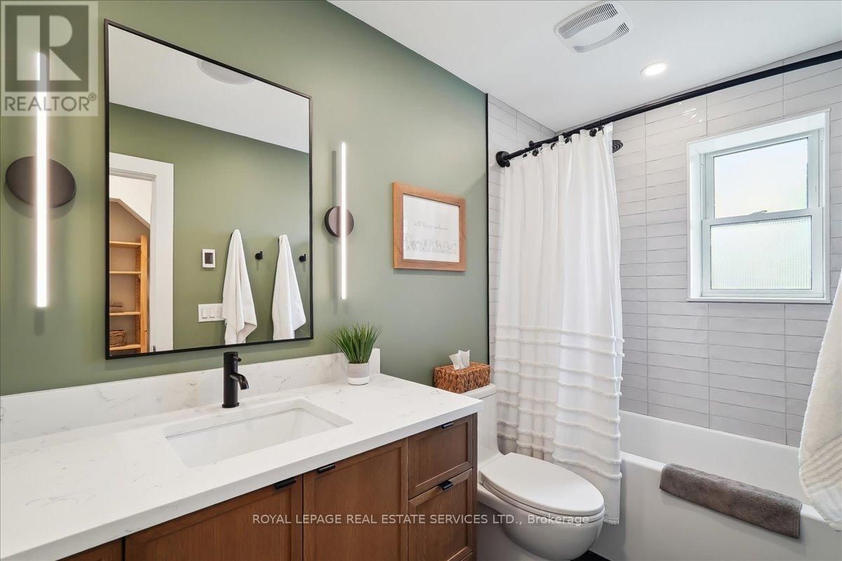 856 TEAL DRIVE Image 24