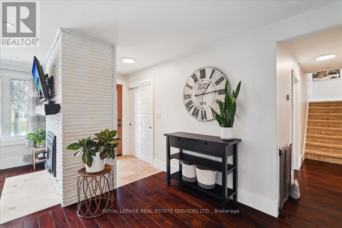 856 TEAL DRIVE Image 9