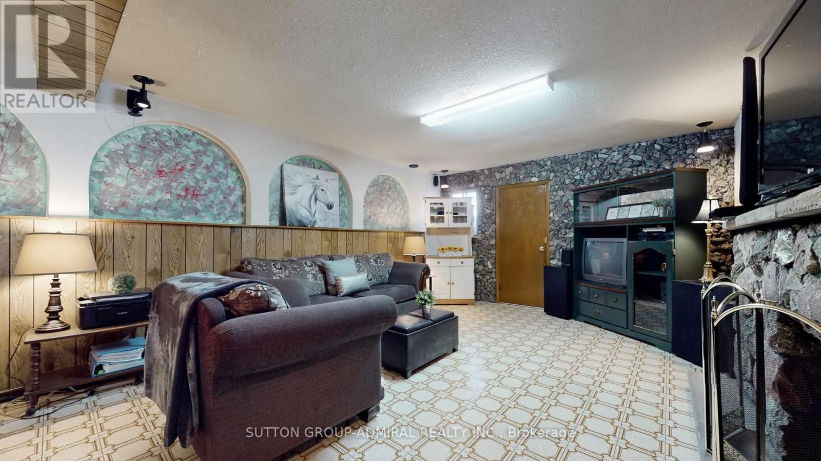 22 PETERSON DRIVE Image 27