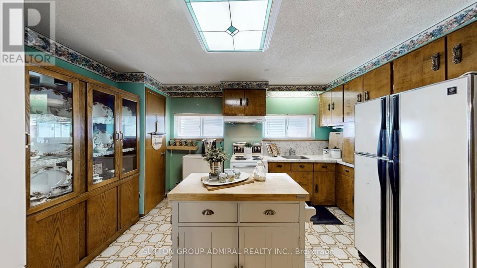 22 PETERSON DRIVE Image 31