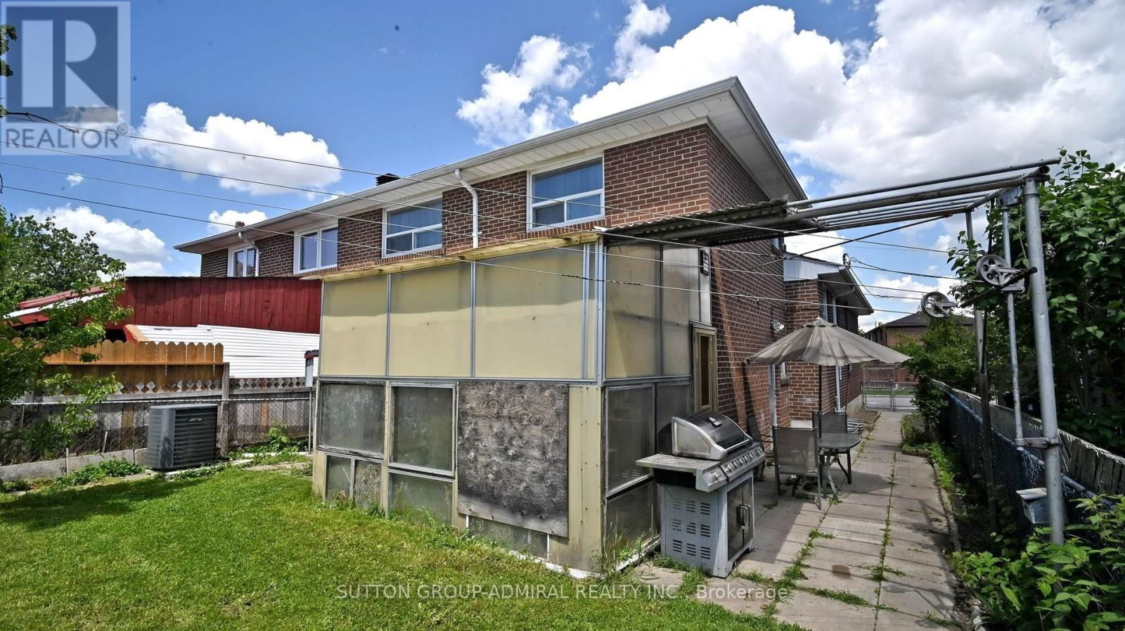 22 PETERSON DRIVE Image 35