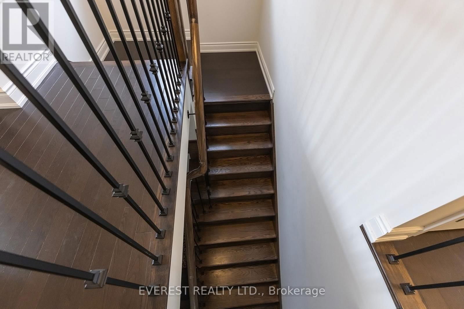 17 ELYSIAN FIELD CIRCLE EAST Image 32