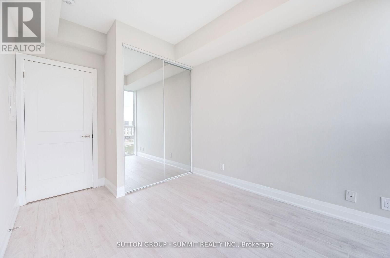 605 - 15 LYNCH STREET Image 32