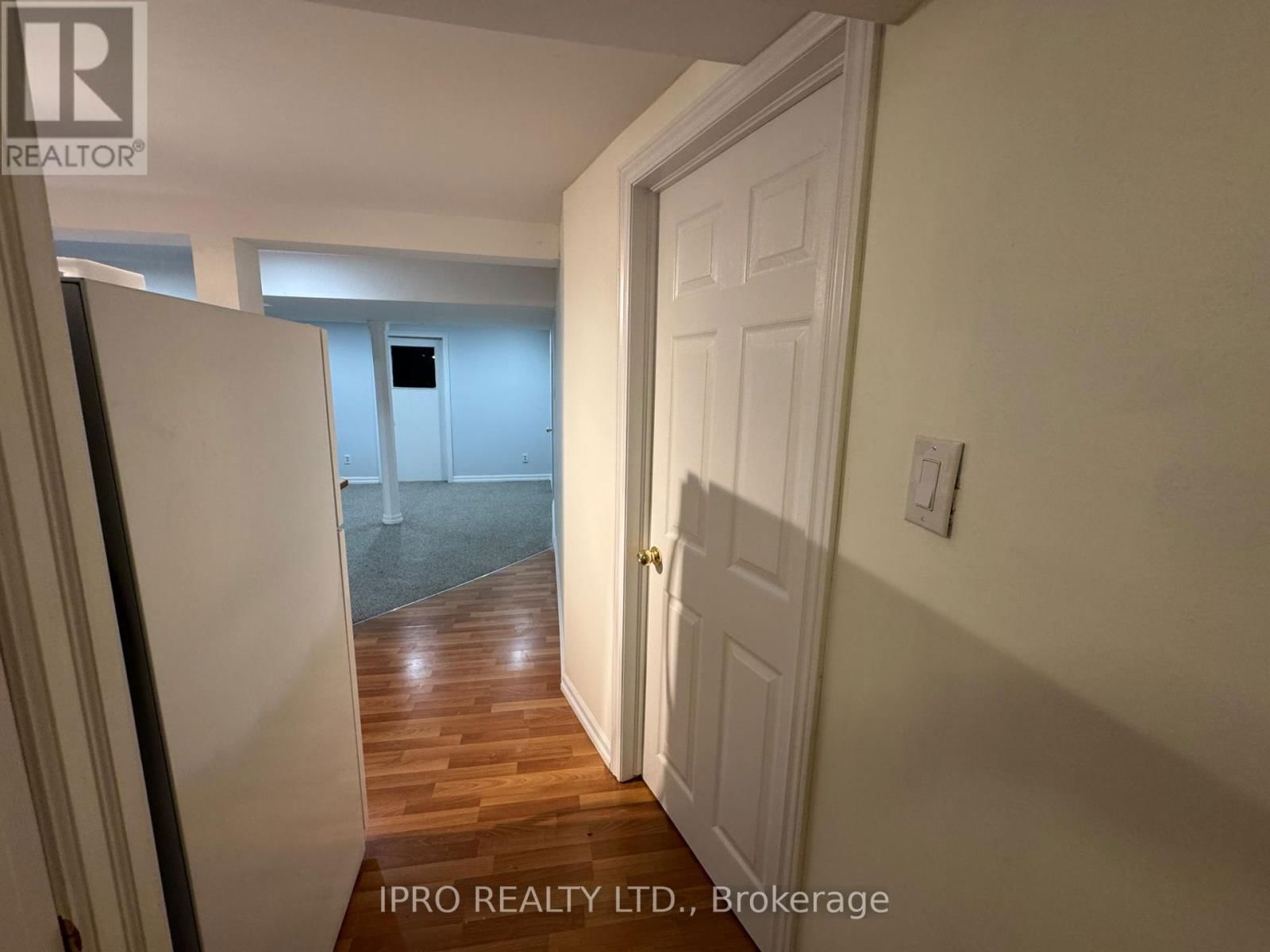 Lower - 251 TROY STREET Image 12