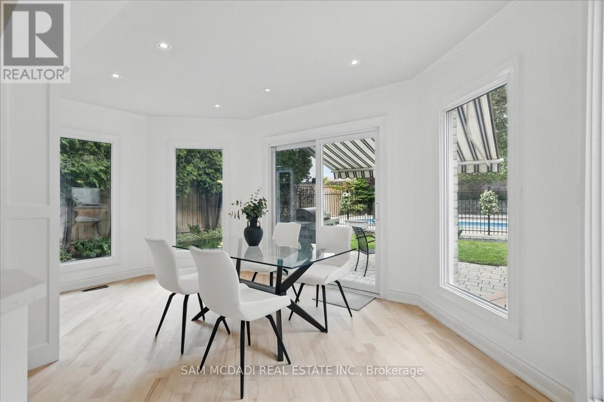 1713 PENGILLEY PLACE Image 17