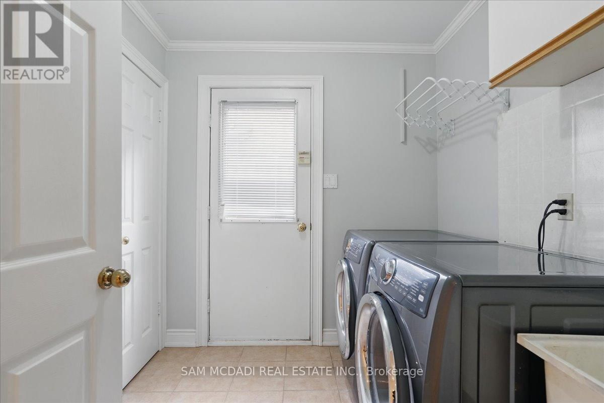 1713 PENGILLEY PLACE Image 20