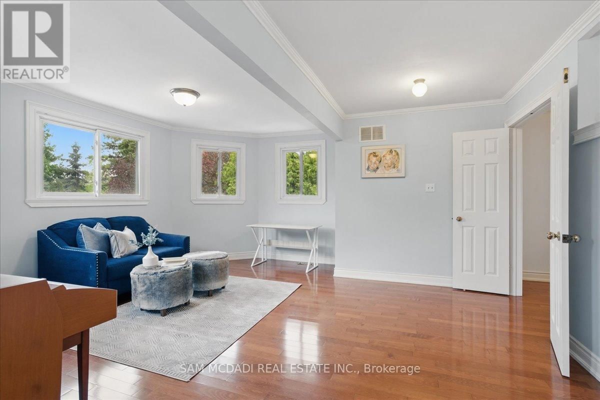 1713 PENGILLEY PLACE Image 21