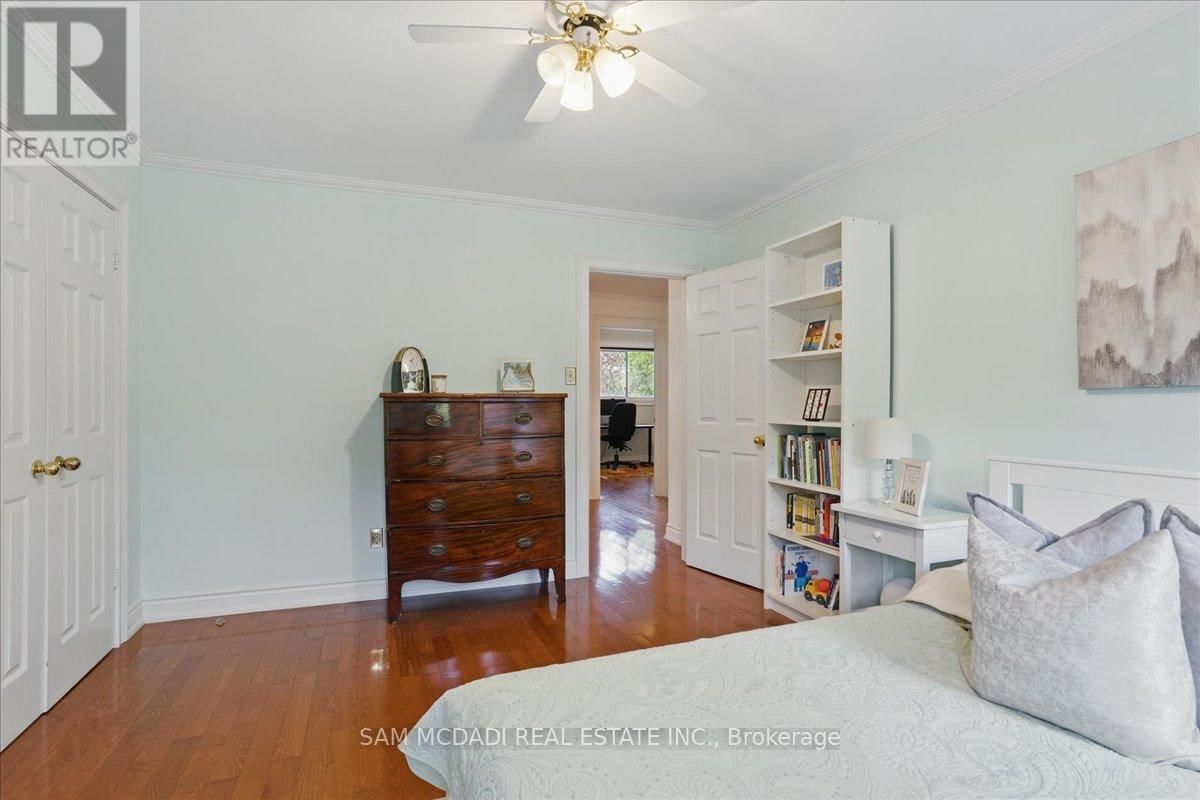 1713 PENGILLEY PLACE Image 29