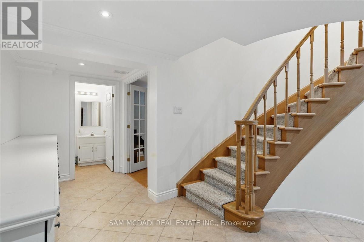 1713 PENGILLEY PLACE Image 35