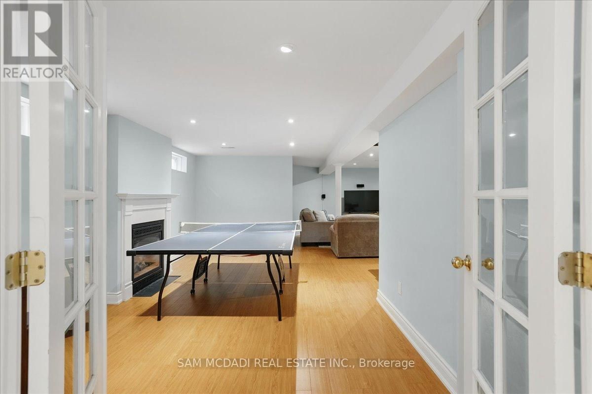 1713 PENGILLEY PLACE Image 37
