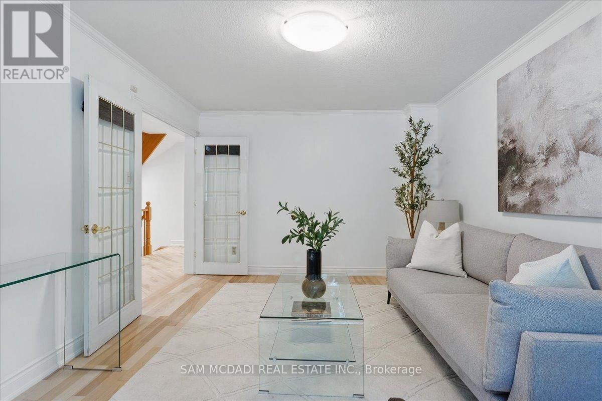 1713 PENGILLEY PLACE Image 5