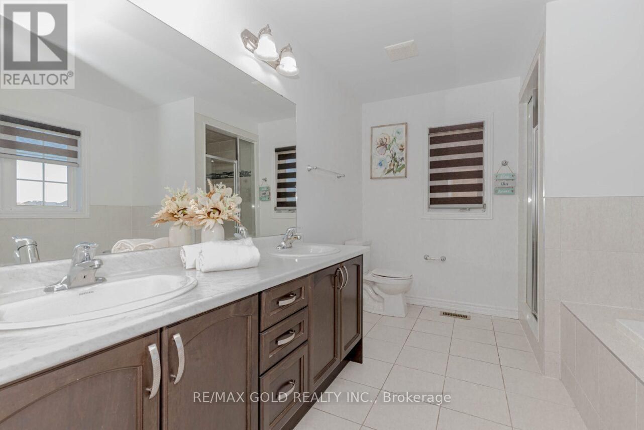 74 BUCKSAW STREET Image 22