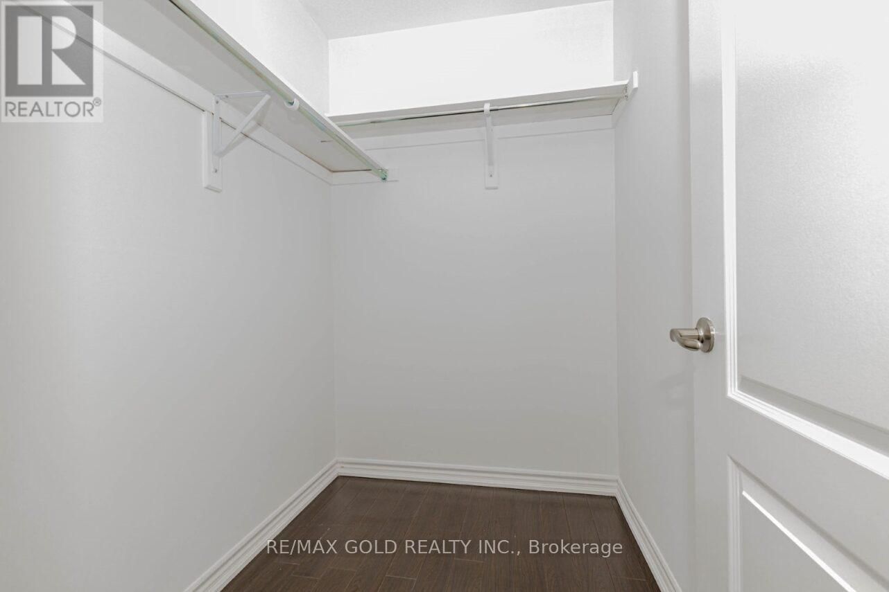 74 BUCKSAW STREET Image 26