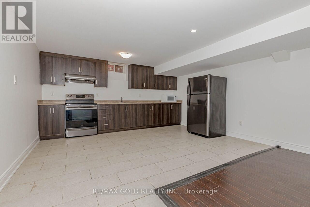 74 BUCKSAW STREET Image 34