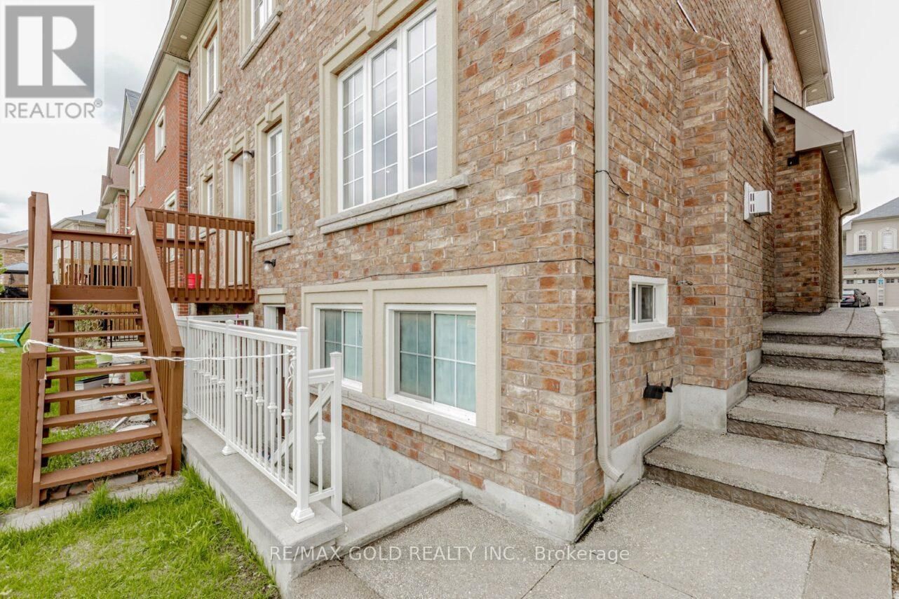 74 BUCKSAW STREET Image 45