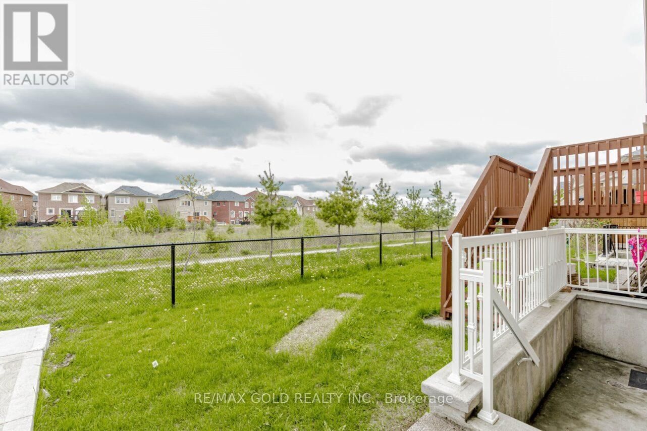 74 BUCKSAW STREET Image 46