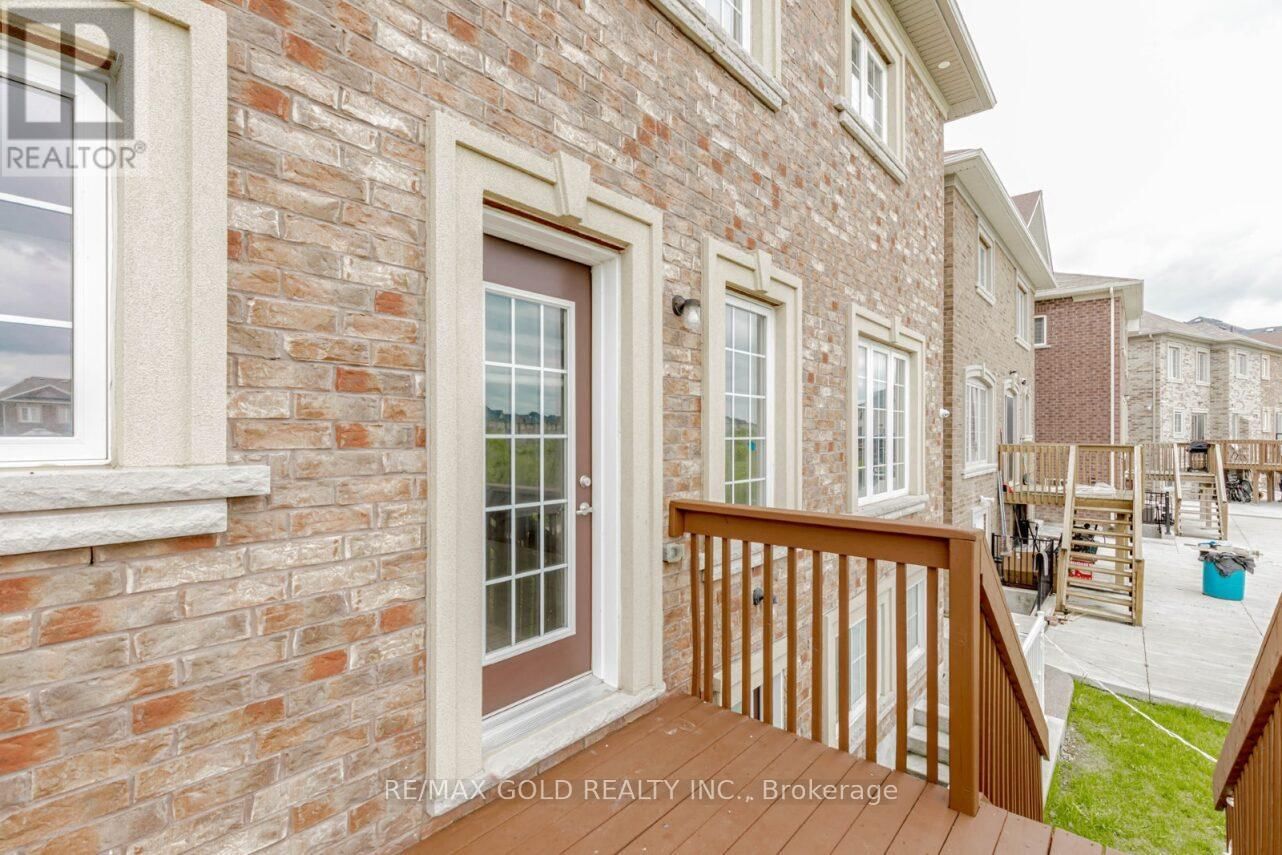74 BUCKSAW STREET Image 49
