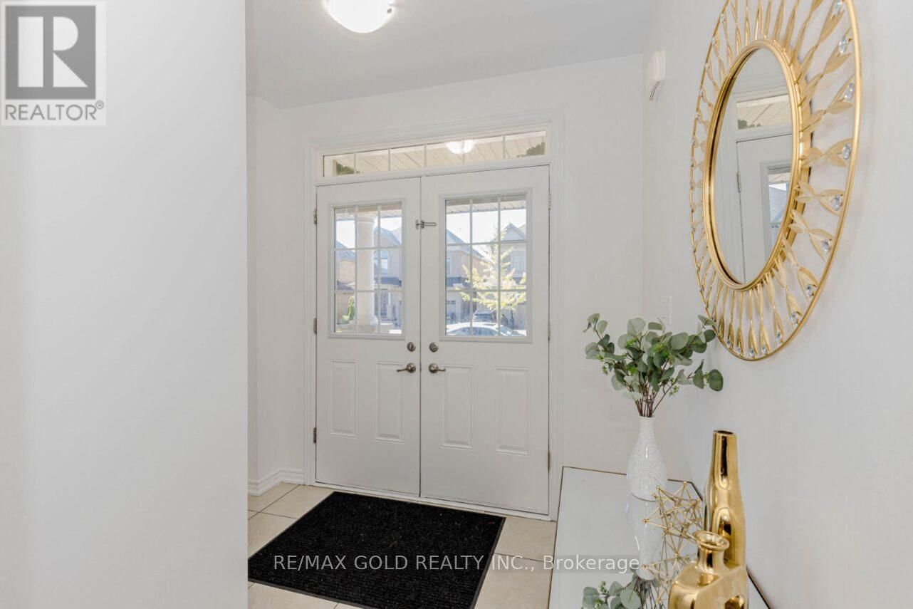 74 BUCKSAW STREET Image 6