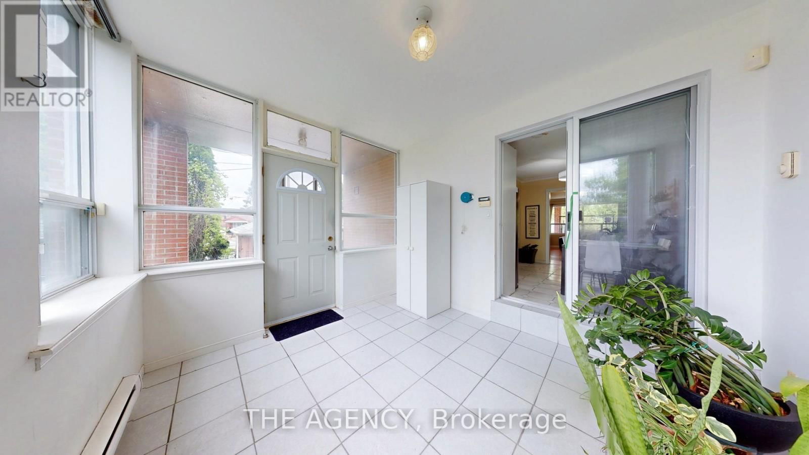 7 PURCHASE PLACE Image 16