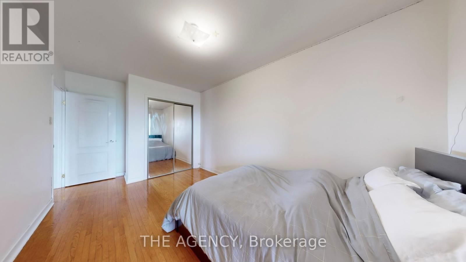 7 PURCHASE PLACE Image 25
