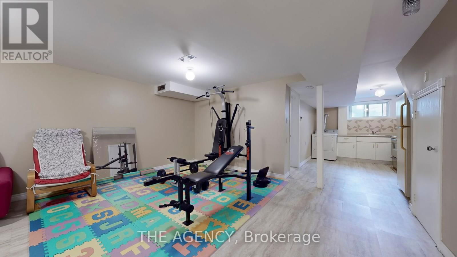 7 PURCHASE PLACE Image 37