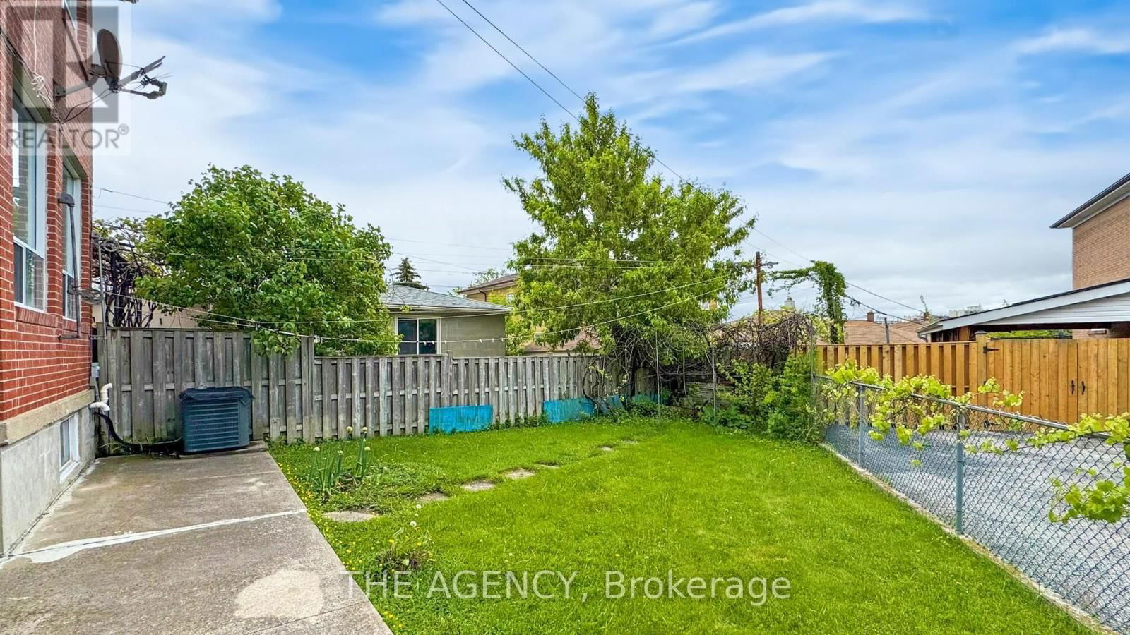 7 PURCHASE PLACE Image 45