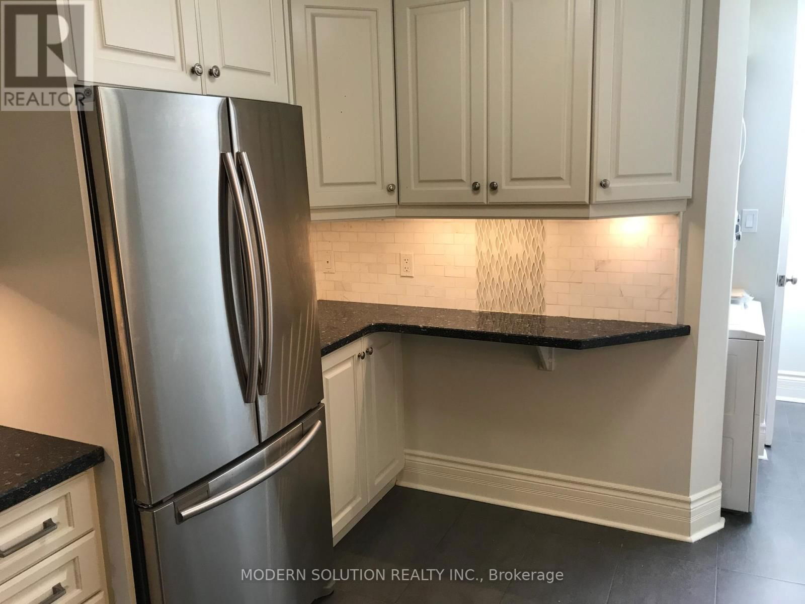 28 FOREST AVENUE Image 2