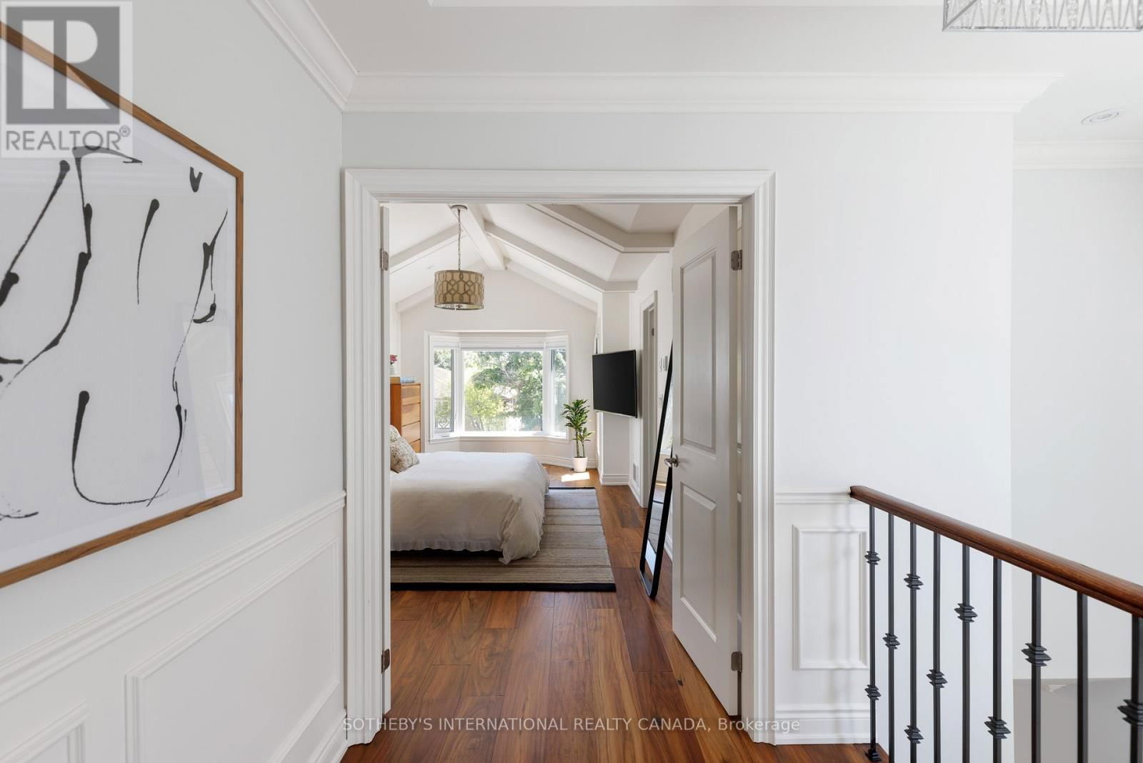 50B LABURNHAM AVENUE Image 23