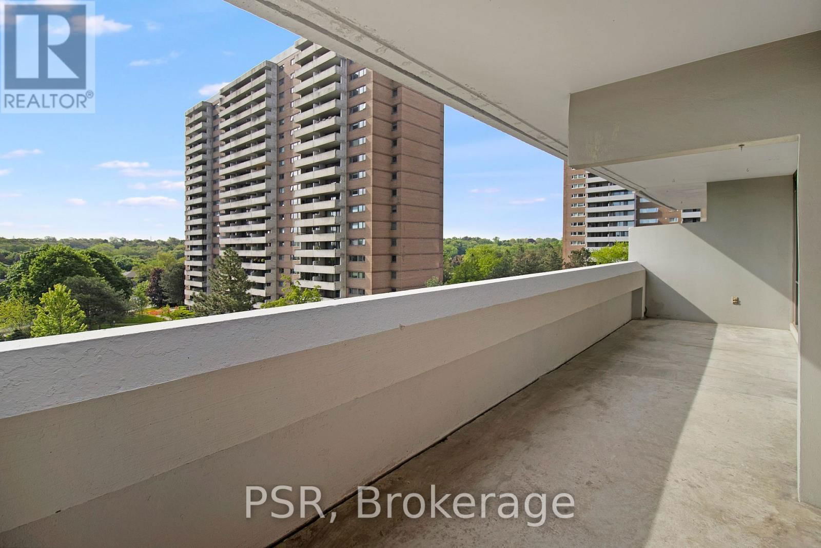 707 - 260 SCARLETT ROAD Image 18