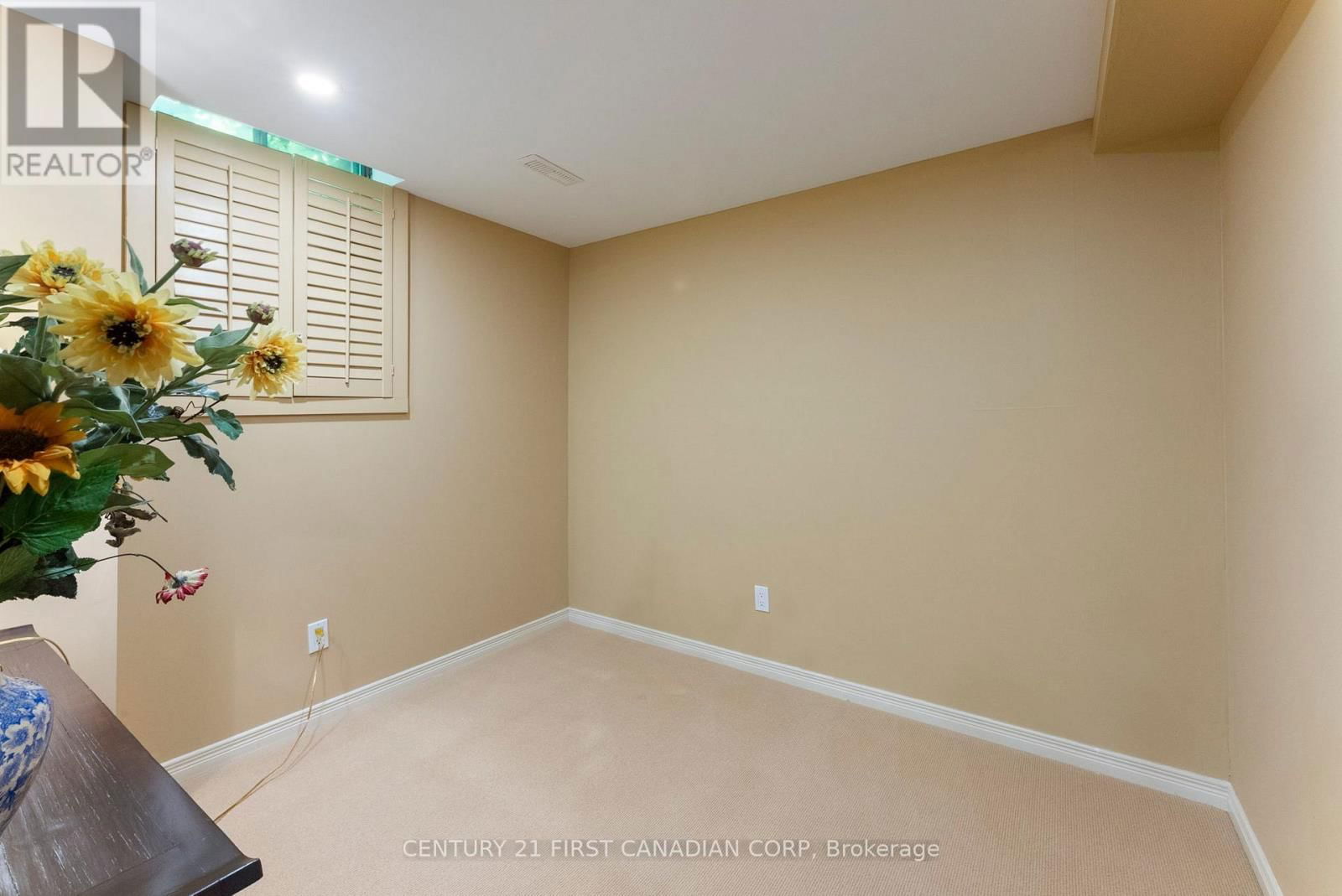 1224 NATHANIEL CRESCENT Image 30