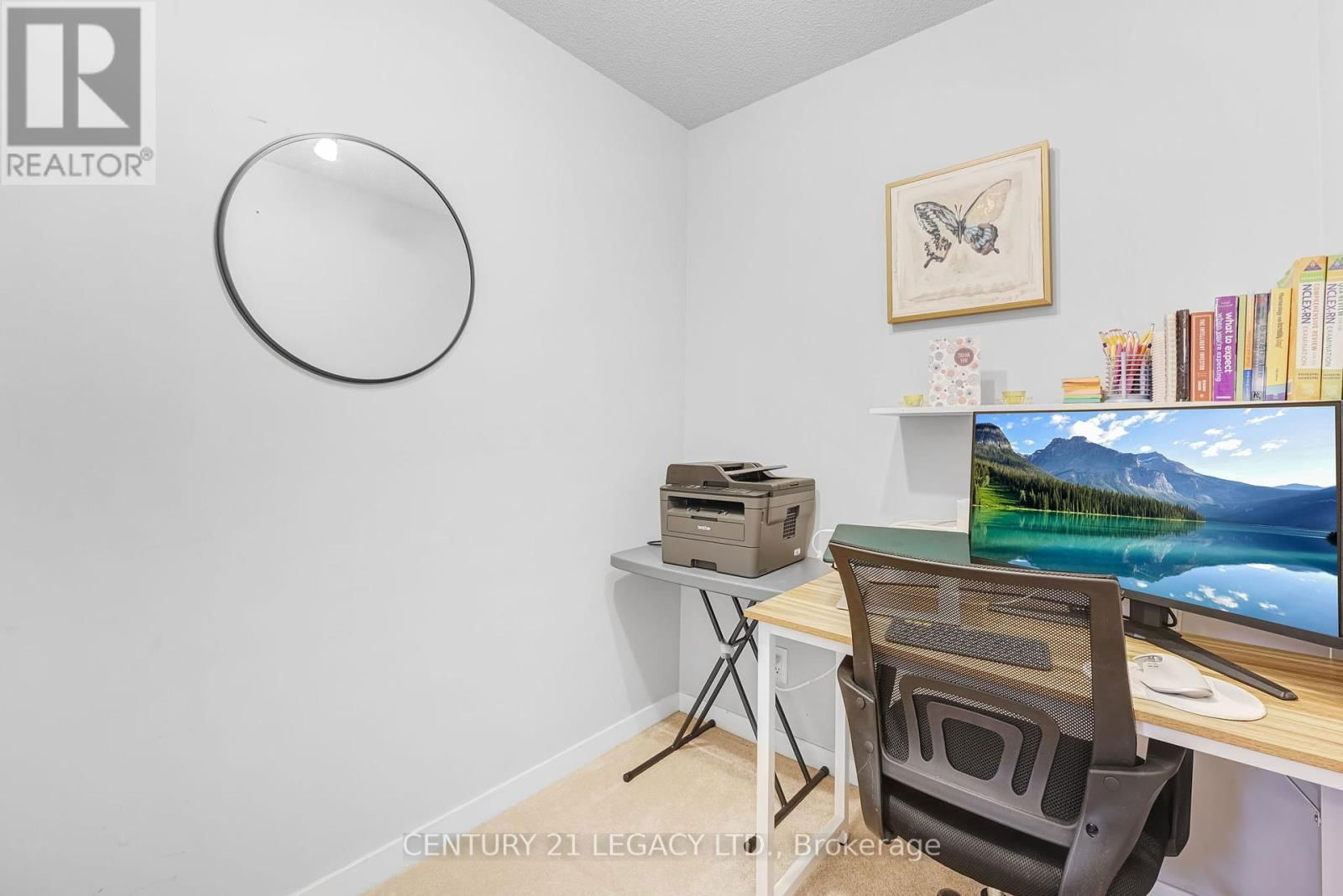1307 - 8 DAYSPRING CIRCLE Image 15
