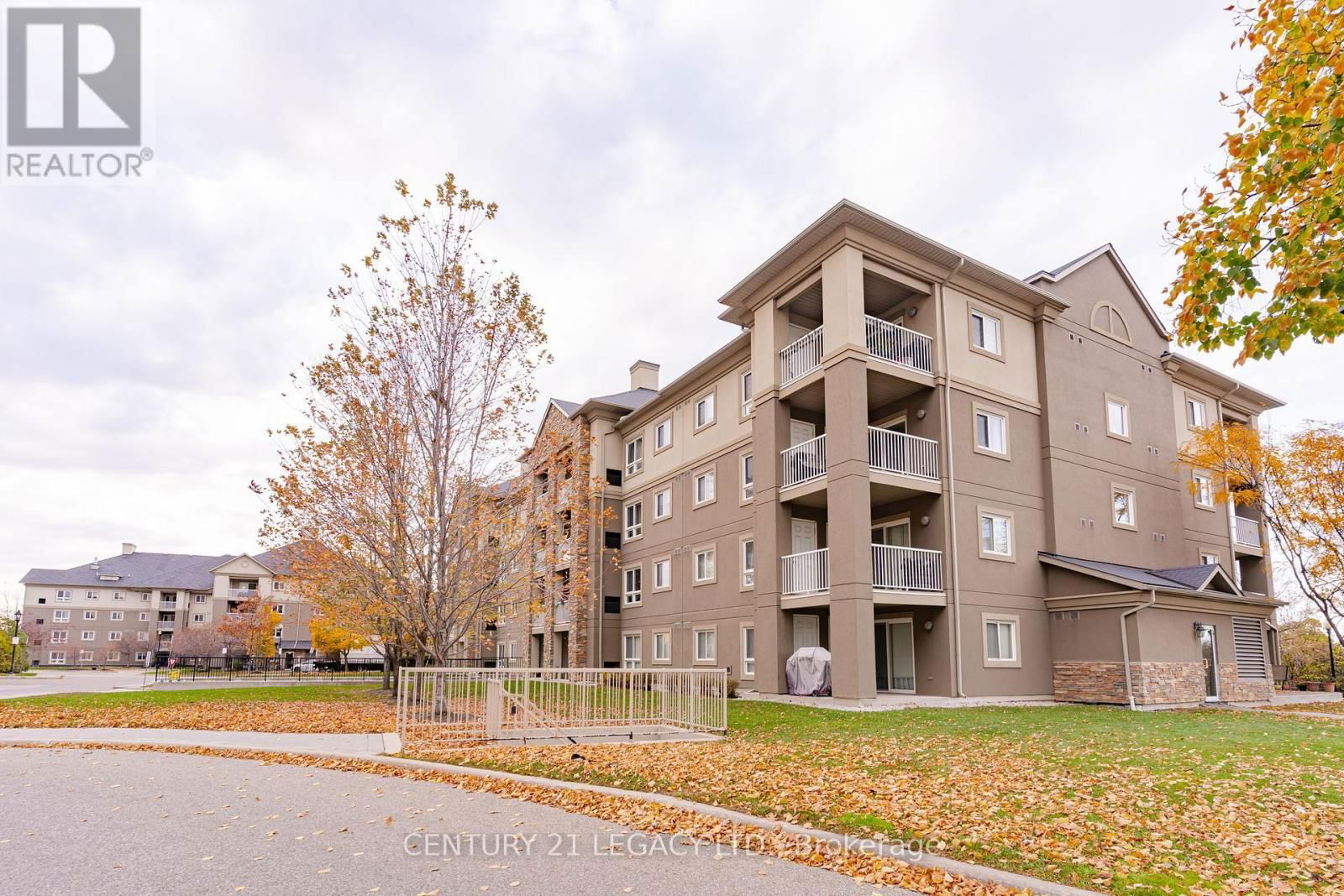 1307 - 8 DAYSPRING CIRCLE Image 29