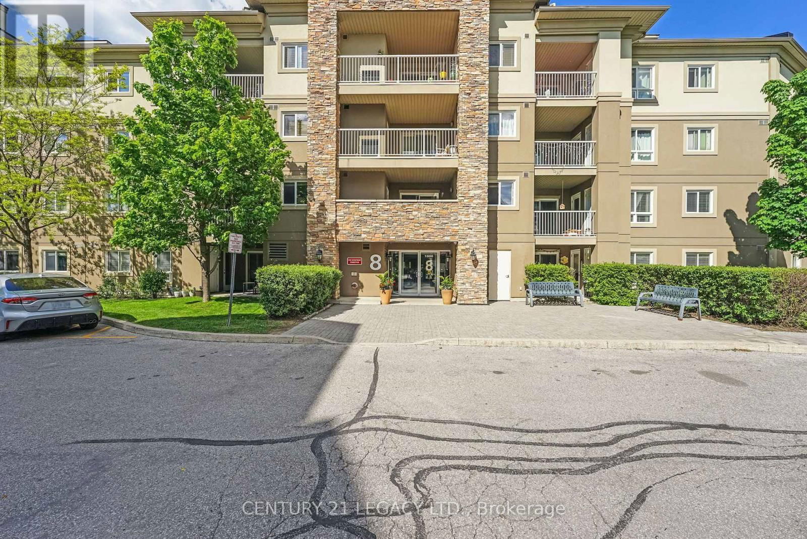 1307 - 8 DAYSPRING CIRCLE Image 3