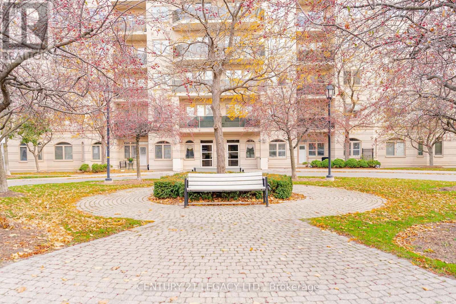 1307 - 8 DAYSPRING CIRCLE Image 39