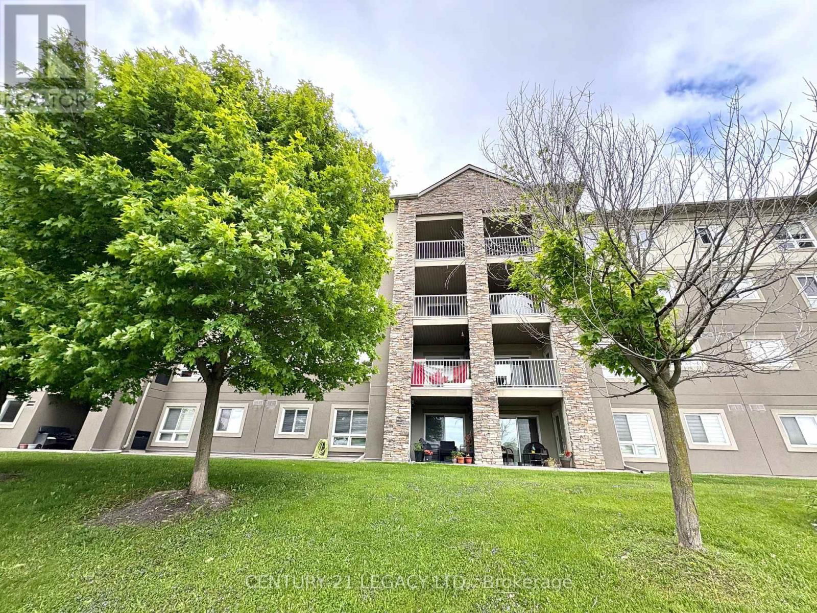 1307 - 8 DAYSPRING CIRCLE Image 48